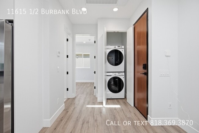 Building Photo - 11615 1/2 Burbank Blvd-