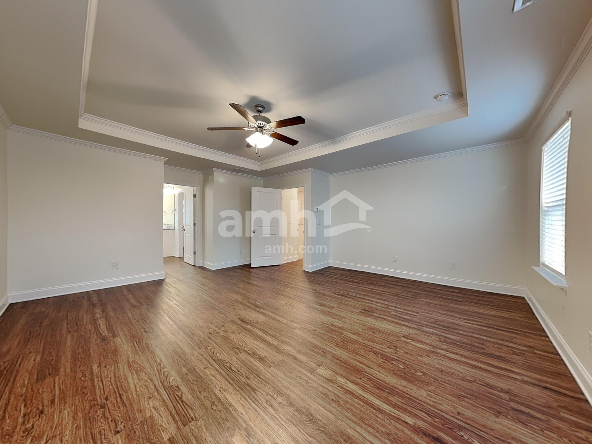 Building Photo - 101 Fairway Dr