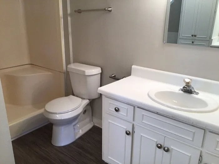 Building Photo - 32 Woodland Dr