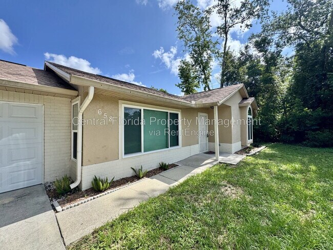 Building Photo - 658 Elwood St