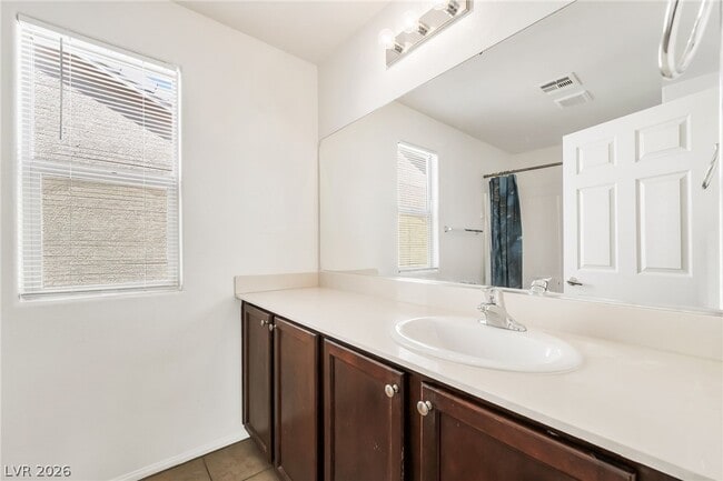 Building Photo - 6749 Prairie Dusk Dr