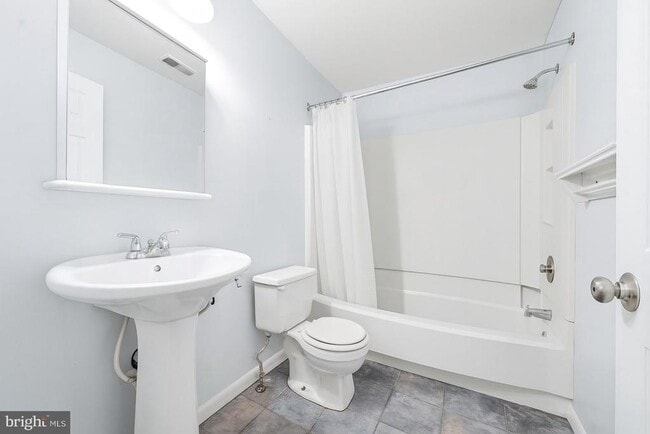 Building Photo - 1404 Woodhollow Dr