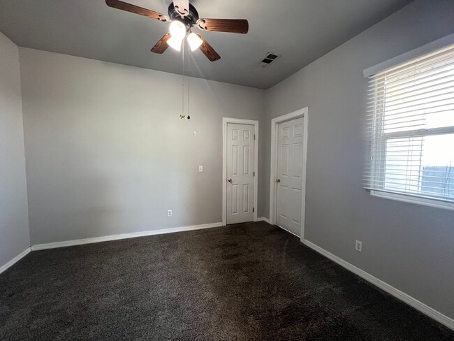 Building Photo - Adorable Country Home For Rent