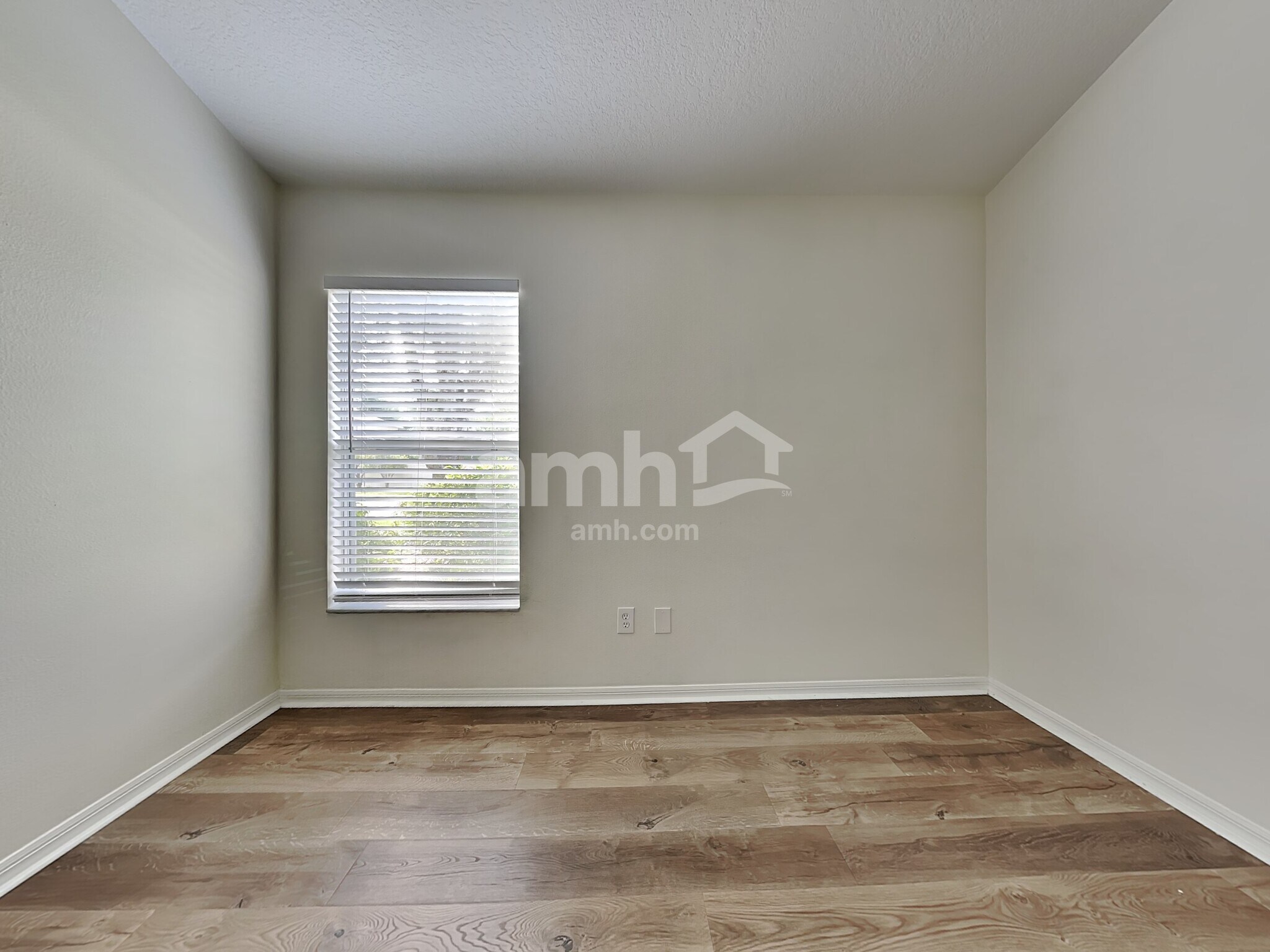 Building Photo - 7530 Citrus Blossom Dr