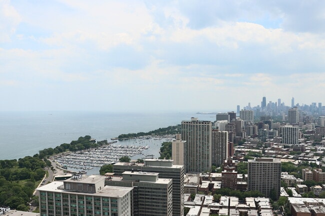 Building Photo - 3660 N Lake Shore Dr