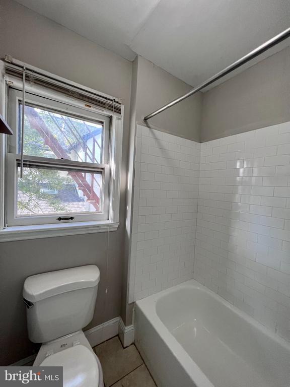 Building Photo - 2602 W 18th St