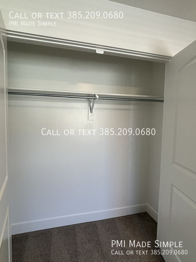 Building Photo - 2034 N 4100 W