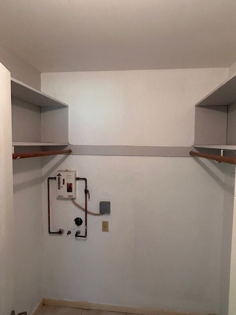 Building Photo - 12 NE 19th Ct