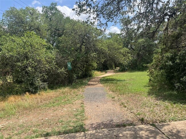Building Photo - 5405 Apache Creek Cove