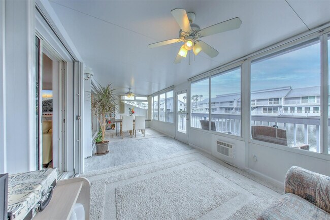 Building Photo - 4949 N Hwy A1A