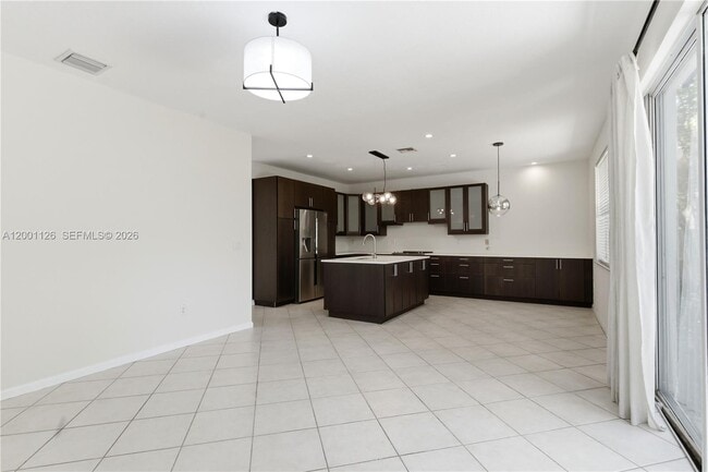 Building Photo - 4808 SW 157th Way