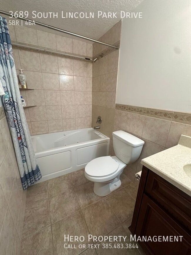 Building Photo - 3689 Lincoln Park Dr S