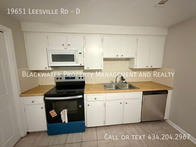 Building Photo - 19651 Leesville Rd