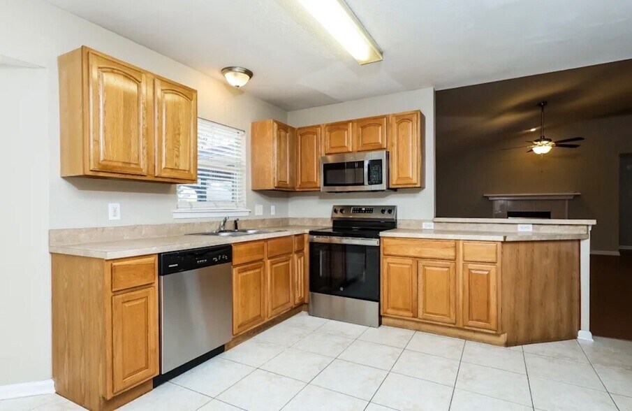 Building Photo - 5533 Killary Ct