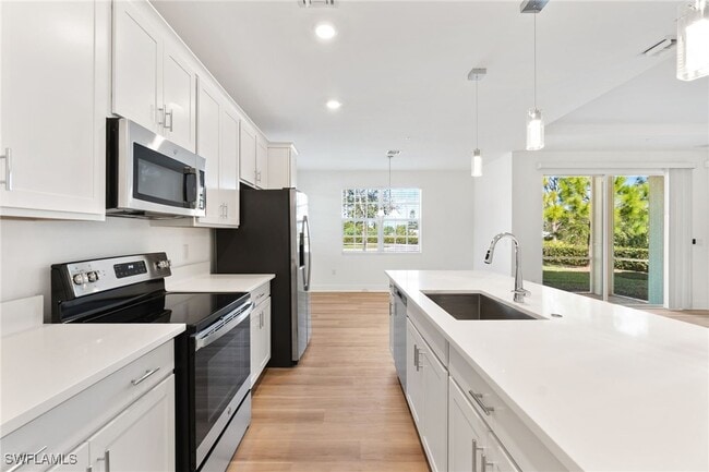 Building Photo - 26430 Coco Cay Cir