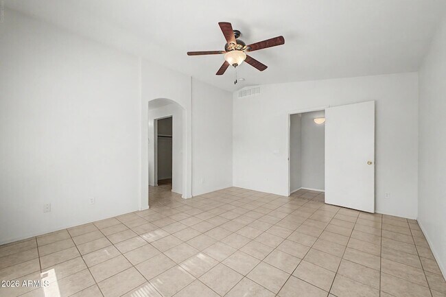 Building Photo - 3442 S 96th Ave