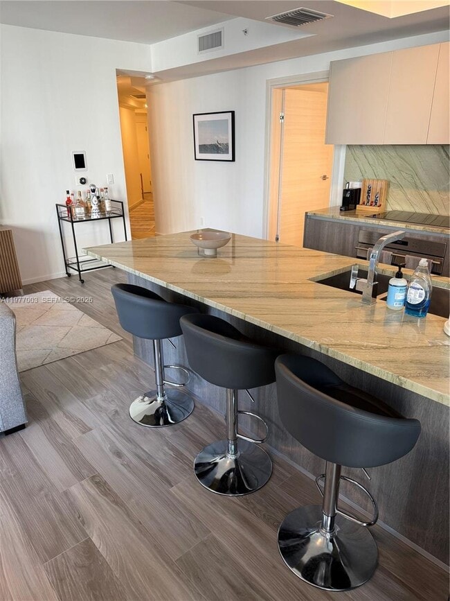 Building Photo - 801 S Miami Ave