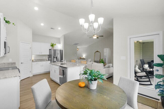 Building Photo - Welcome to your new home