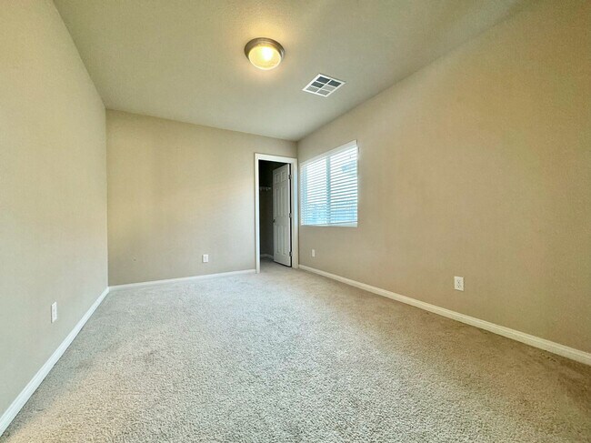 Building Photo - 8173 Crimson Creek Ct