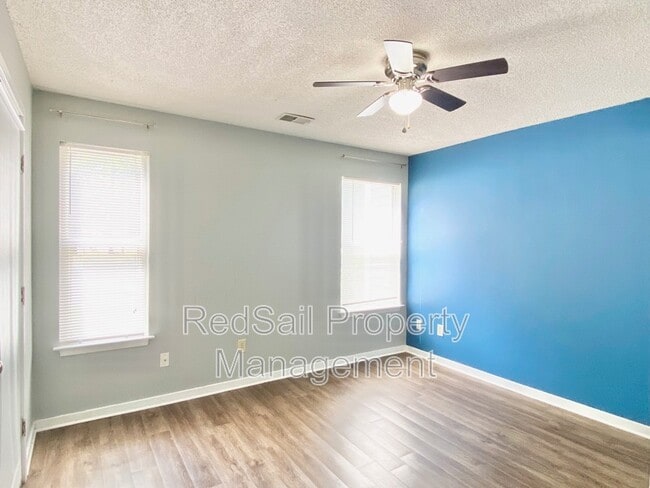 Building Photo - 12750 St George St