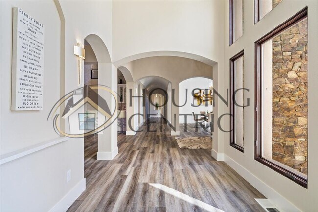 Building Photo - Breathtaking Luxury Custom Rental in Guard Gated Serrano Golf Community!!