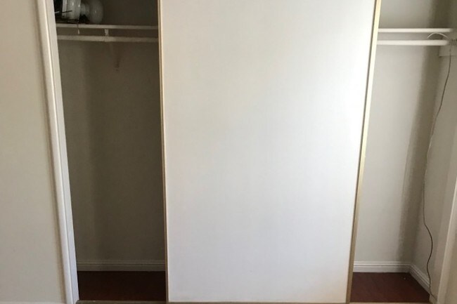 Building Photo - 1940 Armacost Ave