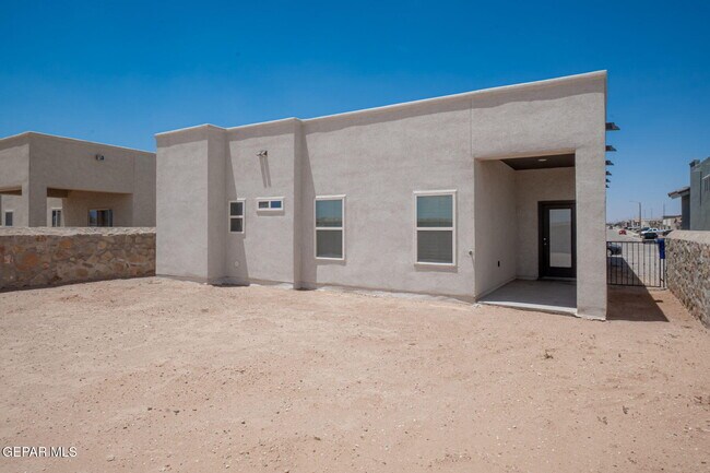 Building Photo - 14944 John McNeely Ave
