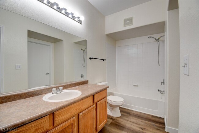 Building Photo - 7255 W Sunset Rd