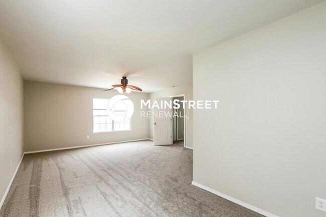 Building Photo - 3 Bedroom Pet-Friendly Home in HUNTERSVILLE, NC with Main Street Renewal