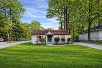 Building Photo - 335 Mount Zion Rd