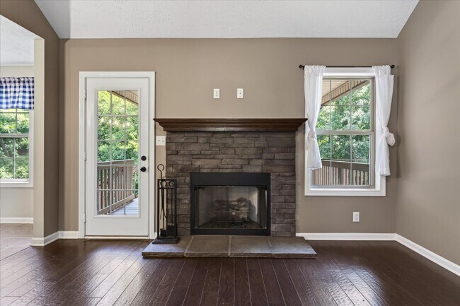 Building Photo - 2973 McManus Cir