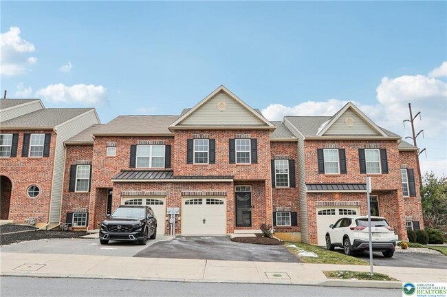 Building Photo - 270 Milkweed Dr