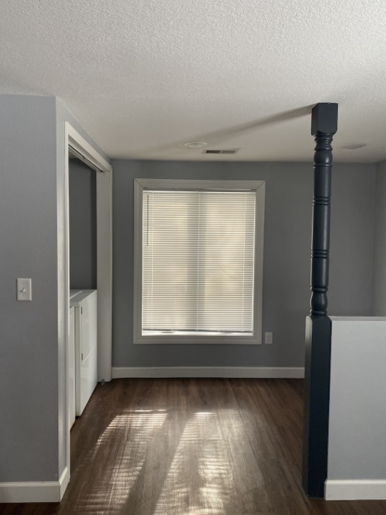 Building Photo - 1543 Little Norway Ave SE