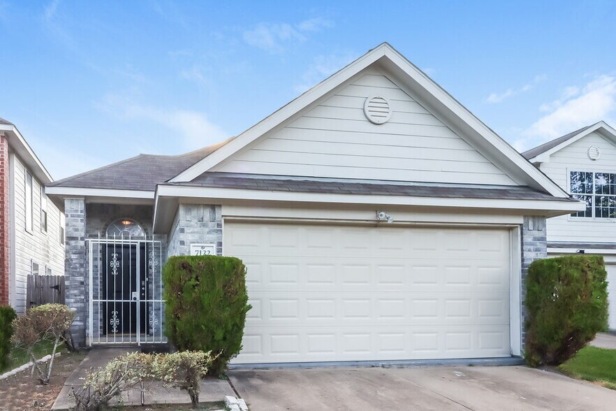 Building Photo - 7122 Aurora Falls Ln