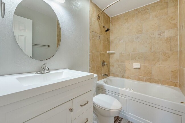 Building Photo - Charming 2-Bedroom, 2-Bath Home in the Heart of Niceville