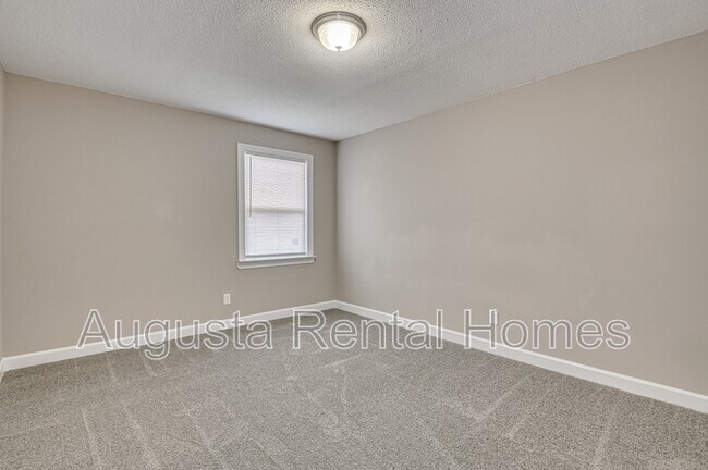 Building Photo - 4008 Wheeler Woods Rd