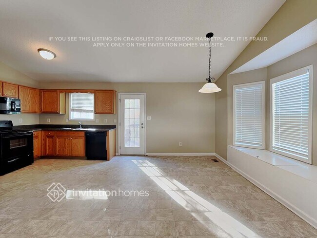 Building Photo - 112 Hunter Pl