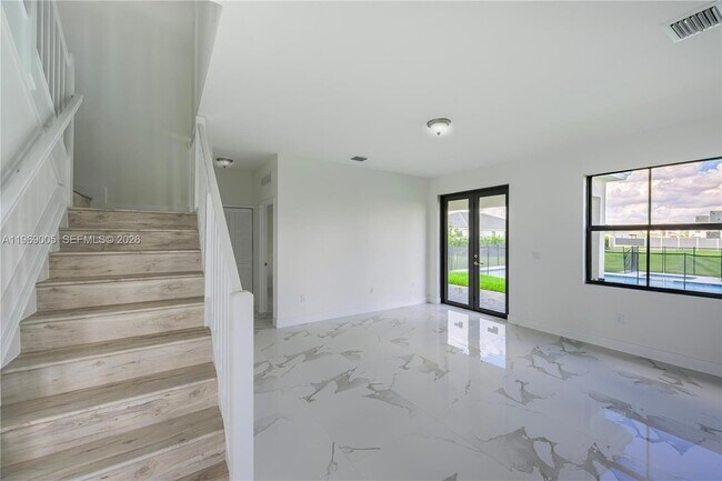 Building Photo - 32242 SW 194th Ave