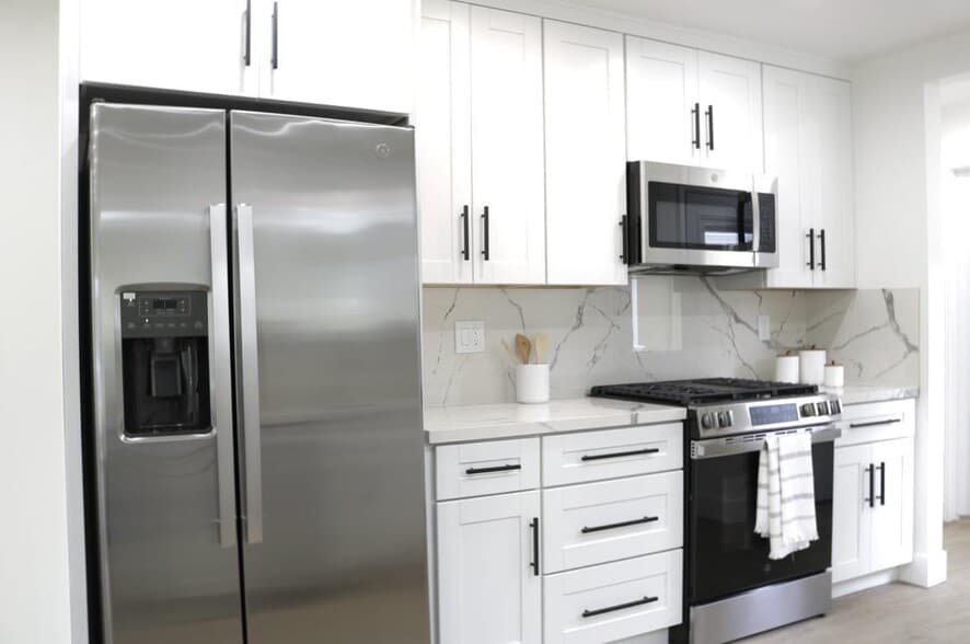 Kitchen - 214 S 22nd St