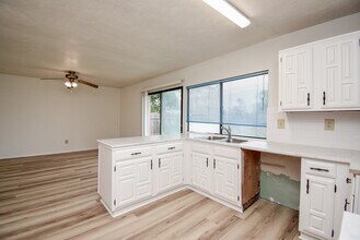Building Photo - 702 Tara Plantation Dr