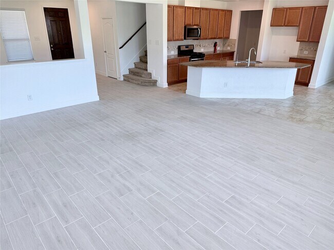 Building Photo - 20623 Pioneer Oak Ln