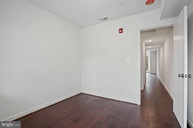 Building Photo - 1705 North Capitol St NE