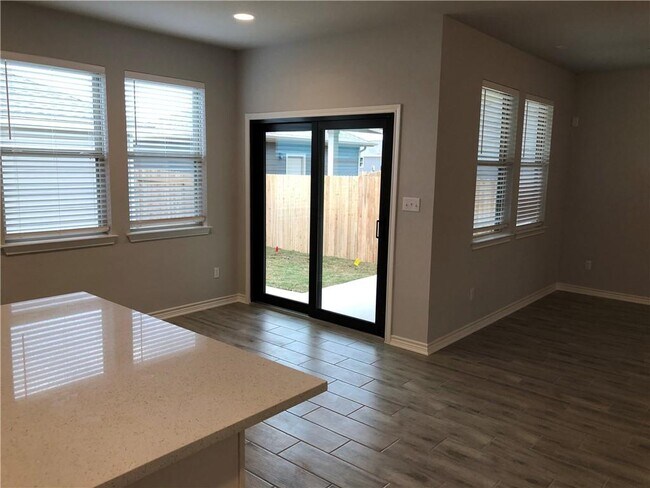 Building Photo - 2329 Pecan Island Dr
