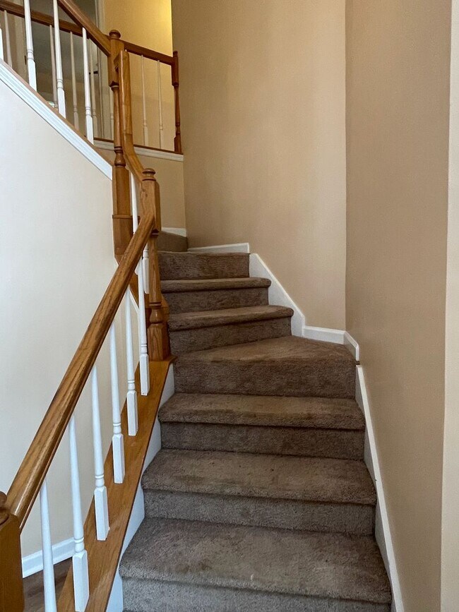 Building Photo - Beautifully Renovated Two-Story Traditional in McEachern High School