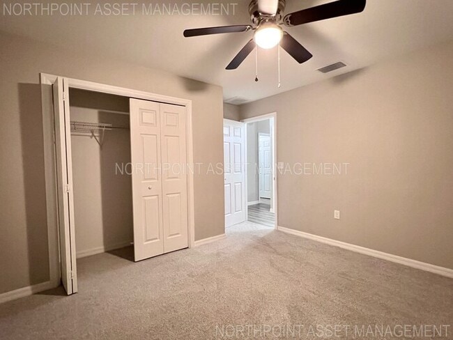 Building Photo - Stylish 3BR/2BA Home with Open Layout & Hi...