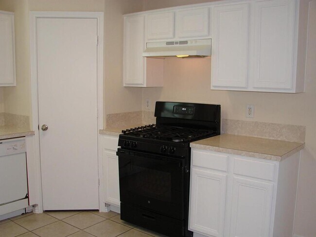 Building Photo - 4607 Evergreen Mdw Ct