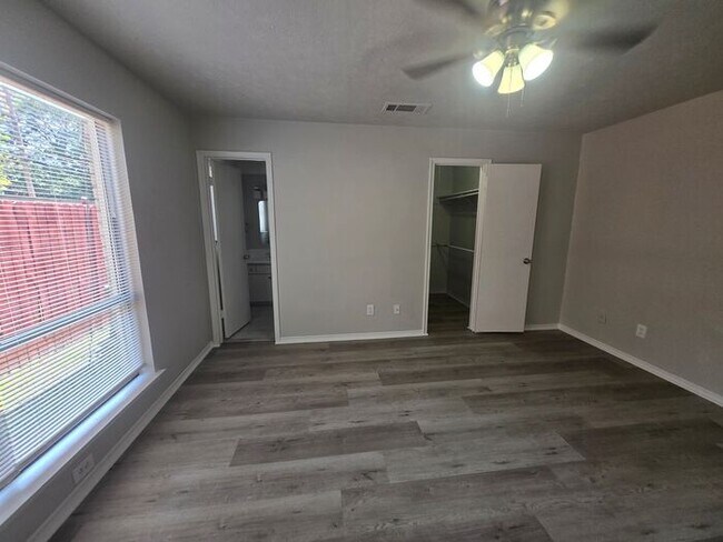 Building Photo - 13441 Blossomheath Ln