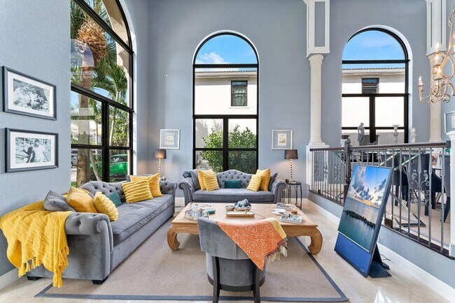 Building Photo - 9173 Delemar Ct