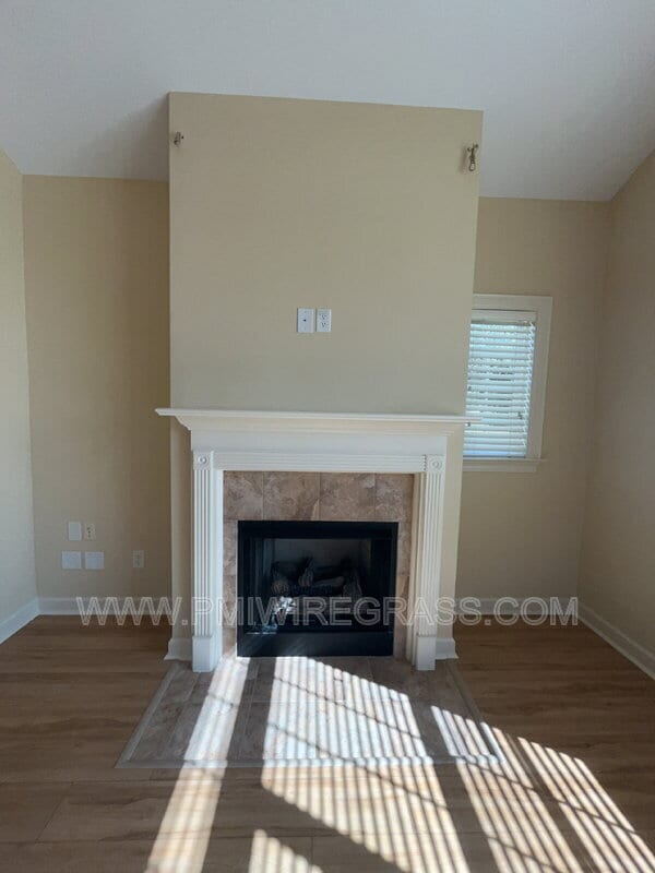 Building Photo - 306 Hidden Creek Cir