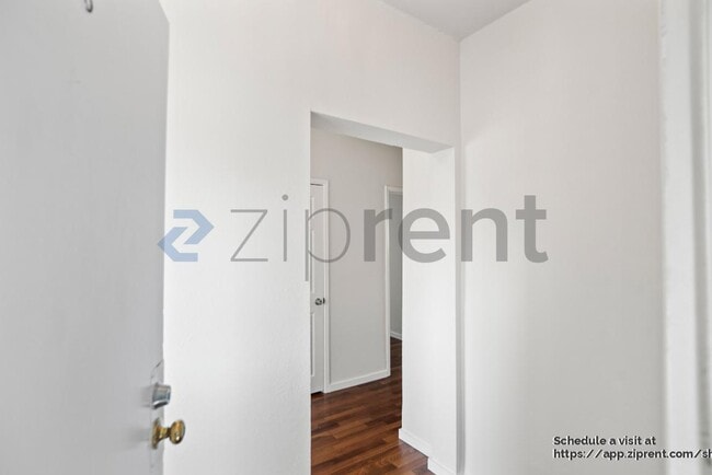 Building Photo - 908 40th St